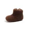 Botas de Piel para Niñas 2026 Invierno Nuevas Botas de Nieve Cálidas para Niños Botas de Algodón para Bebé Lindas Botas Cortas con Forro Polar para Niñas
