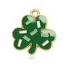 Série Festival Irlandês DIY Desenho Animado Esmalte Joias Acessórios Pingente Único Trevo Verde Pulseira Charme