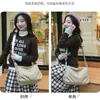 Bolso plisado de nailon nuevo para otoño e invierno 2025 para mujer, bolso versátil para el antebrazo para ir al trabajo, bolso de hombro para viajar, bolso de mamá