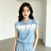 Novo Top Listrado Color Block de Malha Ice Silk com Gola Polo, Modelagem Solta, Tamanho Plus Size para Mulheres, Camiseta Versátil e Fashion para o Verão