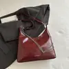 2026 Nova Moda de Corrente para Primavera e Verão Bolsa Versátil de Alta Qualidade para Axila com Zíper, Bolsa Transversal Plissada de Ombro Único para o Dia a Dia