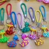Llavero tejido a mano creativo con forma de mini bollo, colgante de juguete de moda, regalo promocional, accesorio pequeño