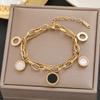 Pulsera japonesa y coreana de acero de titanio nueva para niñas, temperamento nicho, joyería de moda, pulsera de acero inoxidable que combina con todo, no se decolora, venta al por mayor