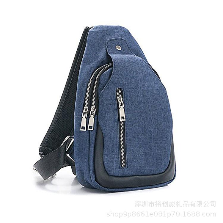 7092161624_1181683667