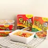 Fideos instantáneos coreanos de kimchi de res, fideos instantáneos estilo coreano, fideos instantáneos en tazón polar, ramen, dobaodopal
