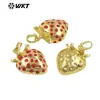 Wt-Jfe149 Ropa para Niñas al por Mayor Joyería DIY Accesorios Hechos a Mano Colgante de Latón Joyería de Pegamento de Fresa