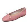 Sapatos Rasos de Pele de Ovelha de Primeira Camada para Mulheres, Sapatos de Uma Peça com Boca Rasa, Novo Estilo de Outono, Couro Genuíno, Bico Redondo, Laço, Estilo Coreano, Sapatos de Cano Baixo, Sapatos de Vovó