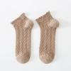 Calcetines marrones para mujer, calcetines cortos con encaje y boca de burbuja, calcetines náuticos cortos de caña media, finos, de verano, con deducción, estampado oscuro, boca poco profunda.