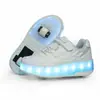 Novos sapatos de quatro rodas heyday com luz recarregável masculina e feminina infantil patins moda recarregável luminosa sapatos de luz de duas rodas