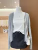 Toma real~Cardigan de punto de manga larga simple estilo coreano para mujer, suelto, casual, temperamento de oficina, cárdigan pequeño elegante 17067
