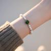 Pulsera retro elegante de alta gama con perlas de agua dulce naturales de luz fuerte de 4-5 mm y jaspe Hetian de plata de ley, venta al por mayor de fábrica