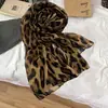 Bufanda de Seda Estampado de Leopardo Estilo Chica Picante Retro para Mujer 2026 Nueva Alta Gama Sexy Estilo Puro Deseo Corbata de Cuello Bufanda Delgada