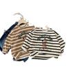 Camiseta Infantil Bangcheng para Niño Camiseta Básica 25 Otoño Nuevo Estampado de Oso a Rayas Manga Larga Top Casual G0003