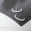 Aretes de Plata S925 Nalan para Mujer con Letras de Diamante Aretes Grandes en Forma de C con Sonrisa de Dibujos Animados G4497