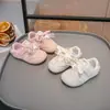 Zapatos para Niñas Zapatos Deportivos 2026 Primavera Nuevas Llegadas Niños Encaje Moño Suela Suave Casual Ligeros Zapatos de Entrenamiento Alemanes Modernos