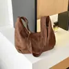 Bolso de mano y hombro grande de color liso, moderno y sencillo, con diseño retro de nicho, tipo tote, nuevo para Otoño 2026