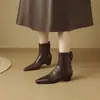 2026 Colección nueva de otoño/invierno, elegante y a la moda: Botines simples y elegantes para mujer, con punta fina, tacón medio cómodo y efecto adelgazante, con forro de felpa añadido