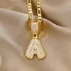 Venta Caliente Transfronteriza Moda Cobre Incrustado Circonita 18K Letra Cristal Colgante Escalera Cubo de Azúcar 26 Letra Inglesa Collar