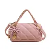 Bolso de Hombro de Cadena de Rejilla de Gran Capacidad para Mujer, Nuevo Modelo 2026, Bolso tipo Almohada con Patrón de Lichi Casual para el Trabajo, con un Toque de Lujo