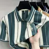 Camiseta de manga corta de alta gama serie Lav para hombres jóvenes y de mediana edad, moderna camiseta polo fina a rayas con cuello de solapa