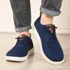 Nuevos zapatos casuales ligeros de encaje con cordones para hombre, mocasines transpirables de punto volador, mocasines para hombre de talla grande