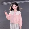 Conjunto de Dos Piezas Estilo Universitario para Chicas Primavera y Otoño 2026: Sudadera de Manga Larga con Diseño de Bloques de Color y Pantalones Casuales a Cuadros para Niños Mayores