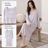 Camisola feminina de primavera e outono com sutiã embutido, feita de mistura de Lyocell e algodão, mangas compridas, adequada para usar como roupa exterior no outono e inverno, pijama e roupa de casa finos e leves