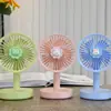 Ventilador de escritorio pequeño con luz de carga USB nuevo para comercio exterior transfronterizo, tres velocidades, ventilador de escritorio para dormitorio de estudiante