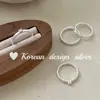 Diseño Minimalista Coreano Estilo Ins Joyería de Plata Plata de Ley S925 Anillo Cerrado de Circonita con Rayas Verticales Brillantes con un Toque de Alta Gama