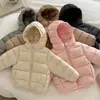 Nueva chaqueta de algodón plumón para niñas, abrigo ligero de algodón para niños, chaqueta de algodón de otoño e invierno para niños, prenda exterior con capucha para niños pequeños
