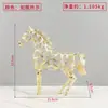 Adornos metálicos huecos creativos de animales (tigre, tapir, gato, caballo) de lujo ligero nórdico para la entrada de la sala de estar, decoración suave, accesorios para el hogar