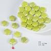 Color crema flor pequeña superficie brillante cuentas de cerámica hechas a mano diy cuentas sueltas material pulsera collar adorno accesorios de joyería