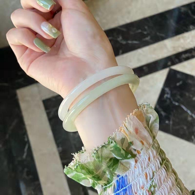 复制_圆条镯子古风玻璃仿玉宽版叮当镯仙女超美胖.jpg