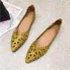 Estilo Europeo y Americano Moda Primavera y Verano 2024 Nuevos Zapatos de Mujer talla grande Boca Baja Punta Fina Tacón Plano Sandalias de Mujer