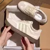 Zapatillas de Entrenamiento Alemanas Redondas Plateadas para Mujer, Nuevas Primavera/Verano 2025 Deportivas Casuales Versátiles Retro con Cordones Tenis de Cuero