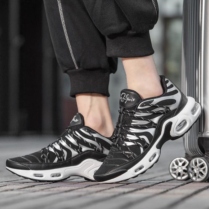 男鞋大码飞织运动鞋透气