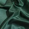 Tecido de Cetim Cristal Verde, 100% Poliéster, Brilhante e com Caimento, Tecido de Designer para Forro de Vestido Sedoso