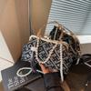 Bolsa Feminina Transfronteiriça 2026 Novo Estilo Ombro Único Transversal Clutch Bolsa de Festa com um Toque Estiloso e de Alta Qualidade, Porta-Moedas e Celular em Novo Estilo Chinês