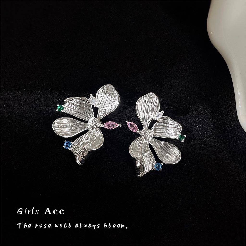 场景_0045_耳语场景新水印 拷贝 48.jpg