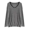 Camiseta de Manga Larga a Rayas para Mujer 2026 Nuevo Verano Delgada Cuello en U Holgada Contraste de Color Gris y Blanco Top Exterior Protector Solar Cover-Up