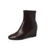 Botines de Cuña Moda Estilo Británico de 7cm Venta al por Mayor 2026 Nuevos de Comercio Exterior Otoño e Invierno Punta Redonda Botas de Cuña Elásticas para Mujer