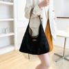 Bolsa Feminina de Grande Capacidade 2023 Nova Moda Casual Cor Sólida Bolsa de Ombro Textura de Verão Bolsa Renge Tote Bag