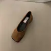 Zapatos de Mujer de Ante Marrón de Tacón Medio de Gama Alta Estilo Francés 2026 Primavera y Otoño Retro para el Trabajo Nocturno Tacón Grueso Zapatos de Abuela