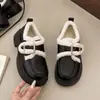 Mocassins Quentes Novo Estilo Roupa Externa 2026 Salto Grosso Inverno Lã de Cordeiro Mais Veludo Estilo Coreano Sapatos de Algodão Moda Feminina Pequenos Sapatos de Couro