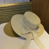 Sombrero de paja de copa plana para mujer, protección solar para la playa, lazo, sombrero pequeño de estilo francés, sesión de fotos, vacaciones, paja tejida, sombrero de sol sencillo y elegante