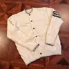Diseño Retro Americano Sentido Simple Temperamento Alta Calidad Textura Tejido Cárdigan Unisex Atuendo de Pareja Abrigo Abotonado Sensación de Alta Gama