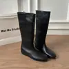 Botas de tubo alto minimalistas francesas 2026 nuevo estilo, botas de equitación de suela plana y punta cuadrada para mujer, botas elásticas ajustadas
