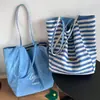 2026 Nova Bolsa Tote de Lona Estilo Coreano Grande Capacidade Listrada Dupla Face para Estudantes, Comute, Casual, Bolsa de Ombro, Bolsa de Compras para Mulheres