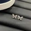 Brincos Mini Borboleta Phantom de Alta Qualidade Graha para Mulheres, Ouro V cravejado com Diamantes, Acessórios de Orelha Borboleta Delicados e Elegantes do Fabricante