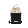 Nova Bolsa de Mão de Pérolas Pequena Quadrada para Celular Elegante Fashionável Tendência Cor Sólida Linda Bolsa Transversal Bolsa de Ombro para Mulheres